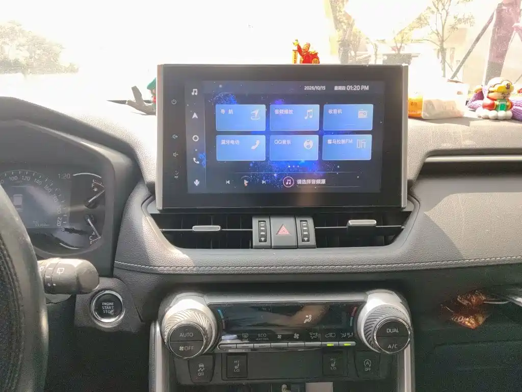 Toyota RAV4 — миниатюра 14