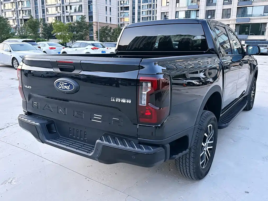 Ford Ranger — миниатюра 6