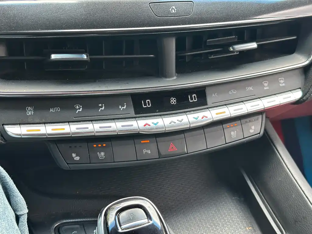 Cadillac CT5 — миниатюра 16