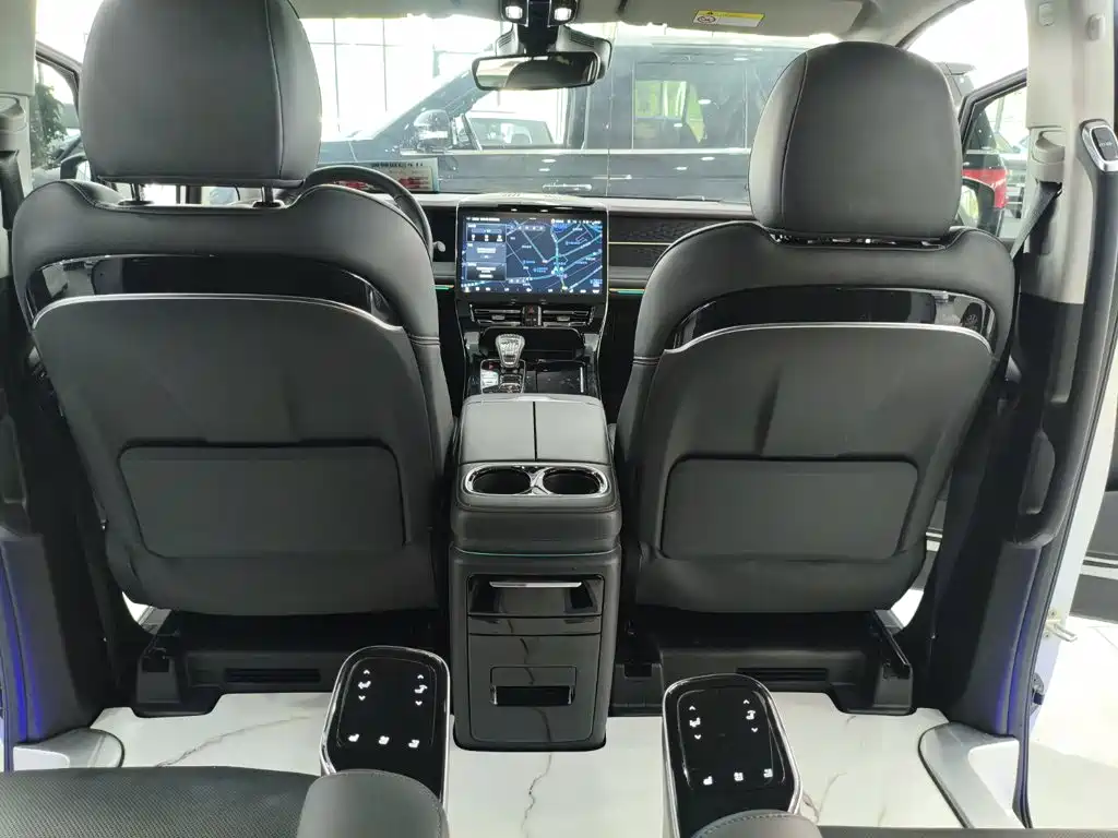 GAC Motor Trumpchi M8 — миниатюра 12
