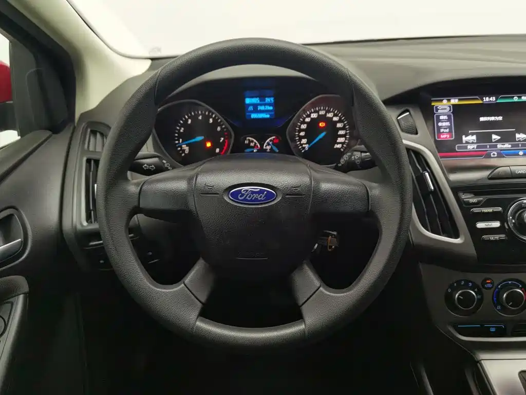 Ford Focus — миниатюра 11