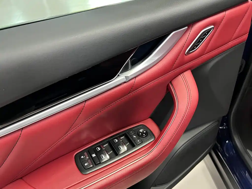 Maserati Levante — миниатюра 14