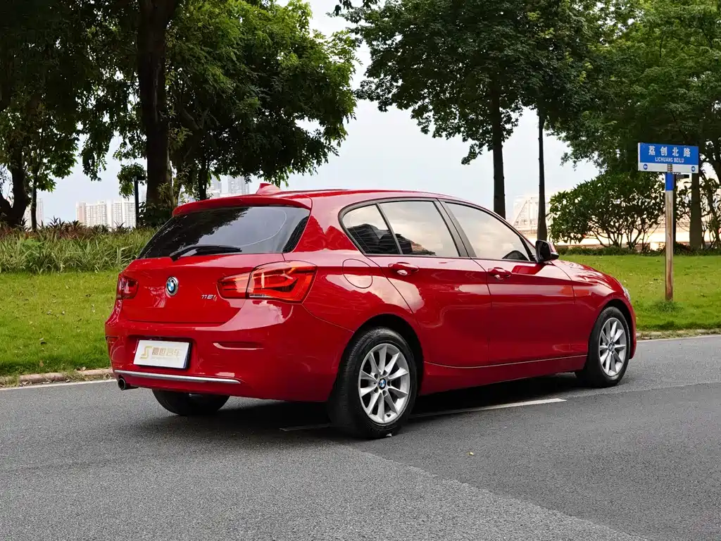 BMW 1 Series (Import) — миниатюра 13