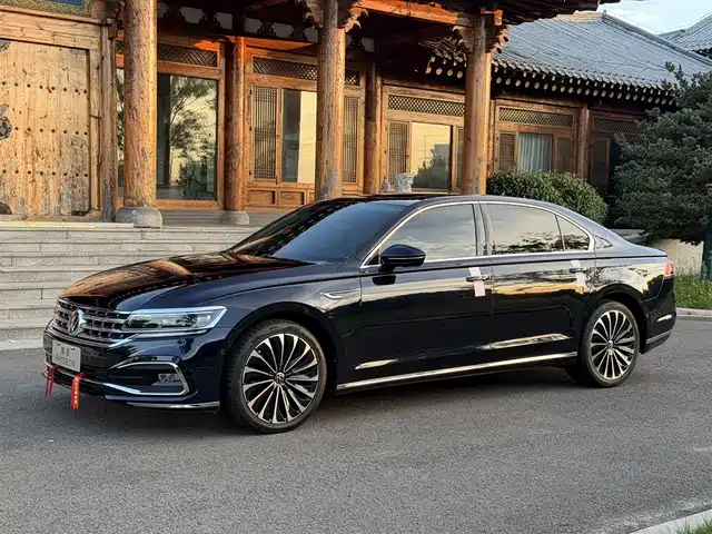 Volkswagen Phideon