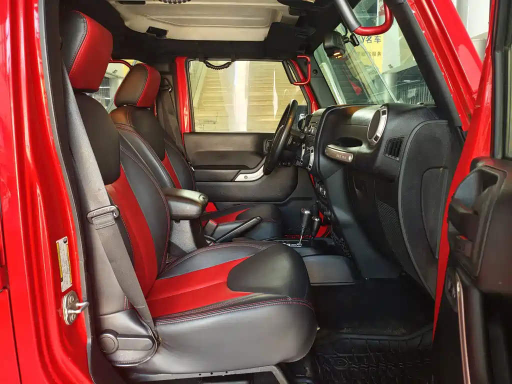 Jeep Wrangler — миниатюра 9