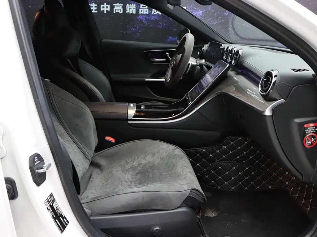 Mercedes-Benz C-Class — миниатюра 14