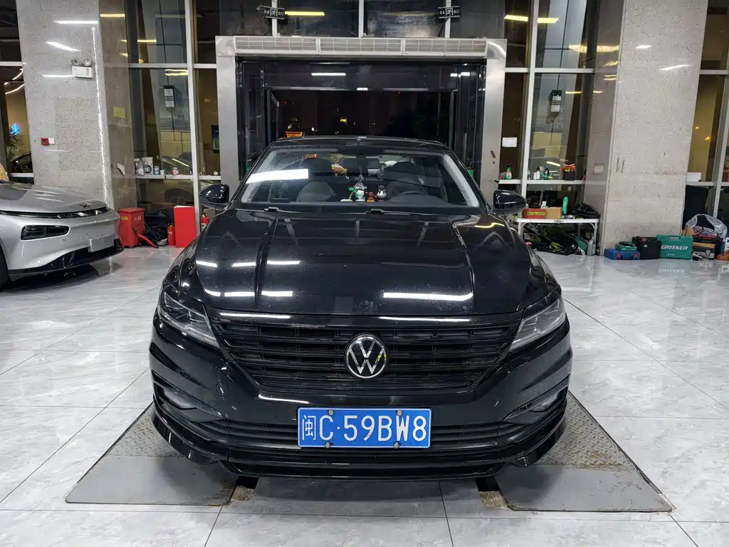 Volkswagen Lavida — миниатюра 3