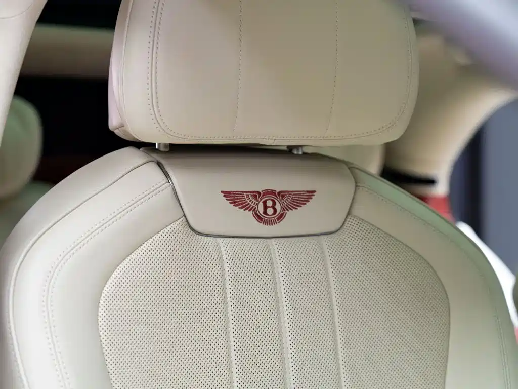 Bentley Flying Spur — миниатюра 14