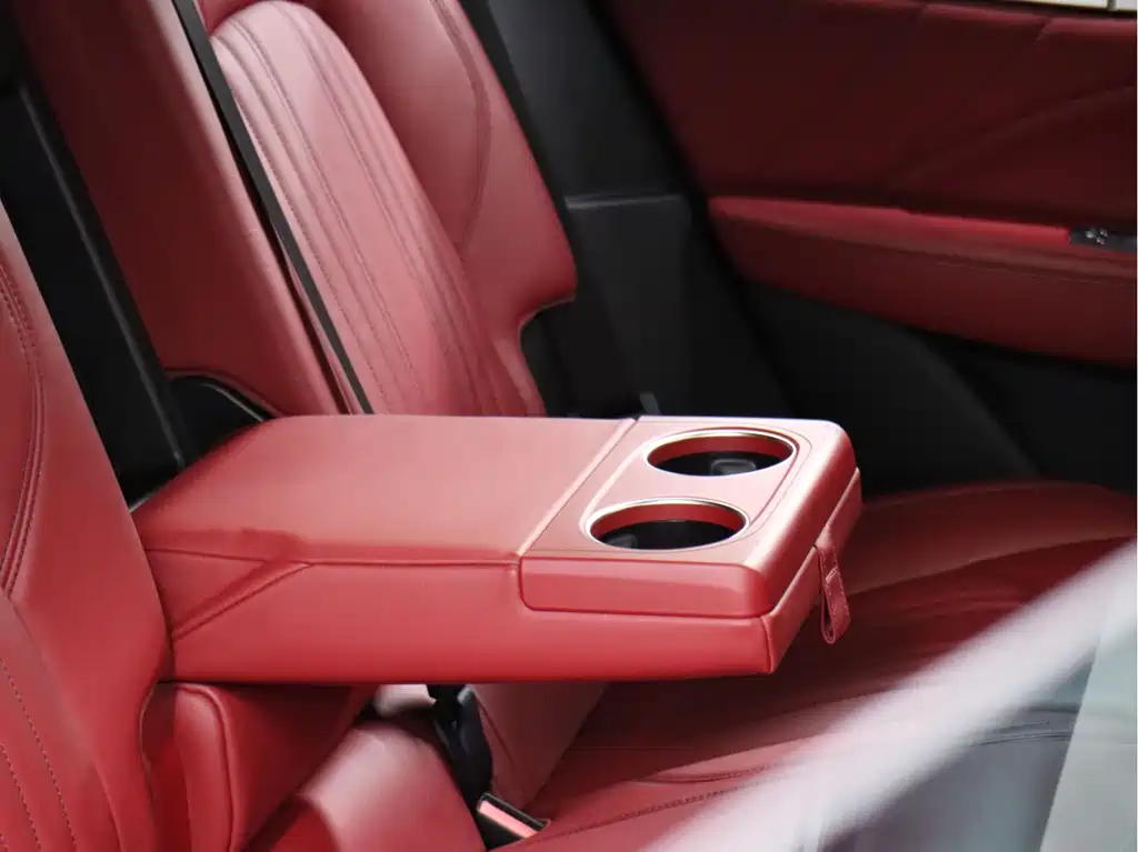 Maserati Levante — миниатюра 25