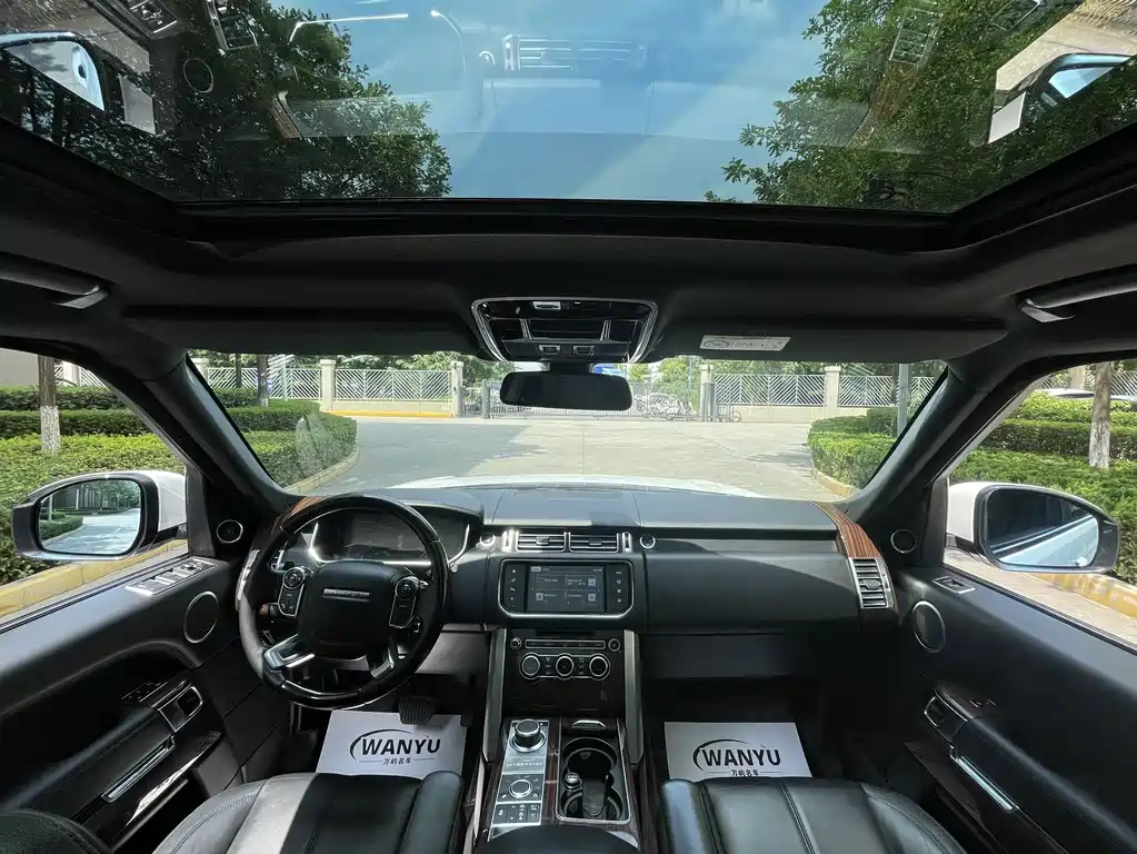 Land Rover Range Rover — миниатюра 11