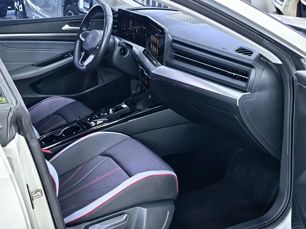 Volkswagen Lamando — миниатюра 14