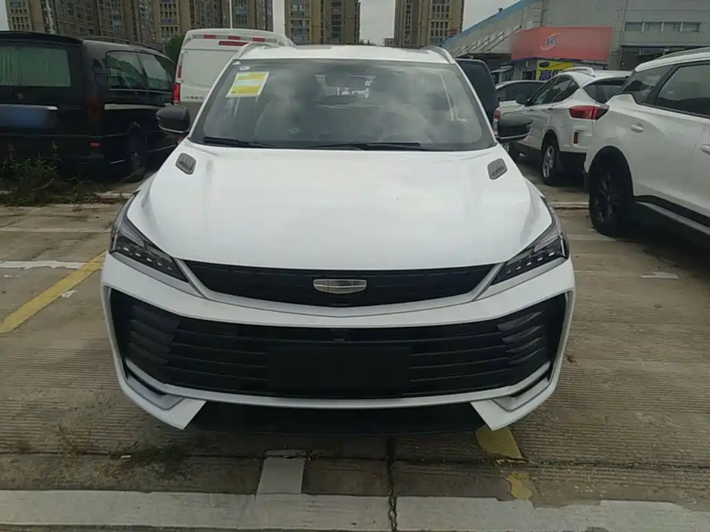 Geely Binyue — миниатюра 3