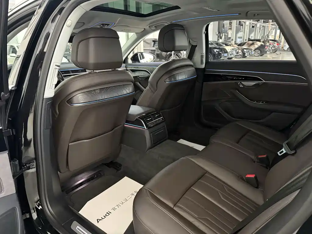 Audi A8 — миниатюра 7