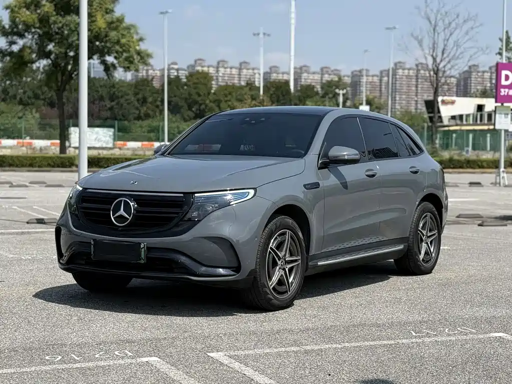 Mercedes-Benz EQC — миниатюра 2