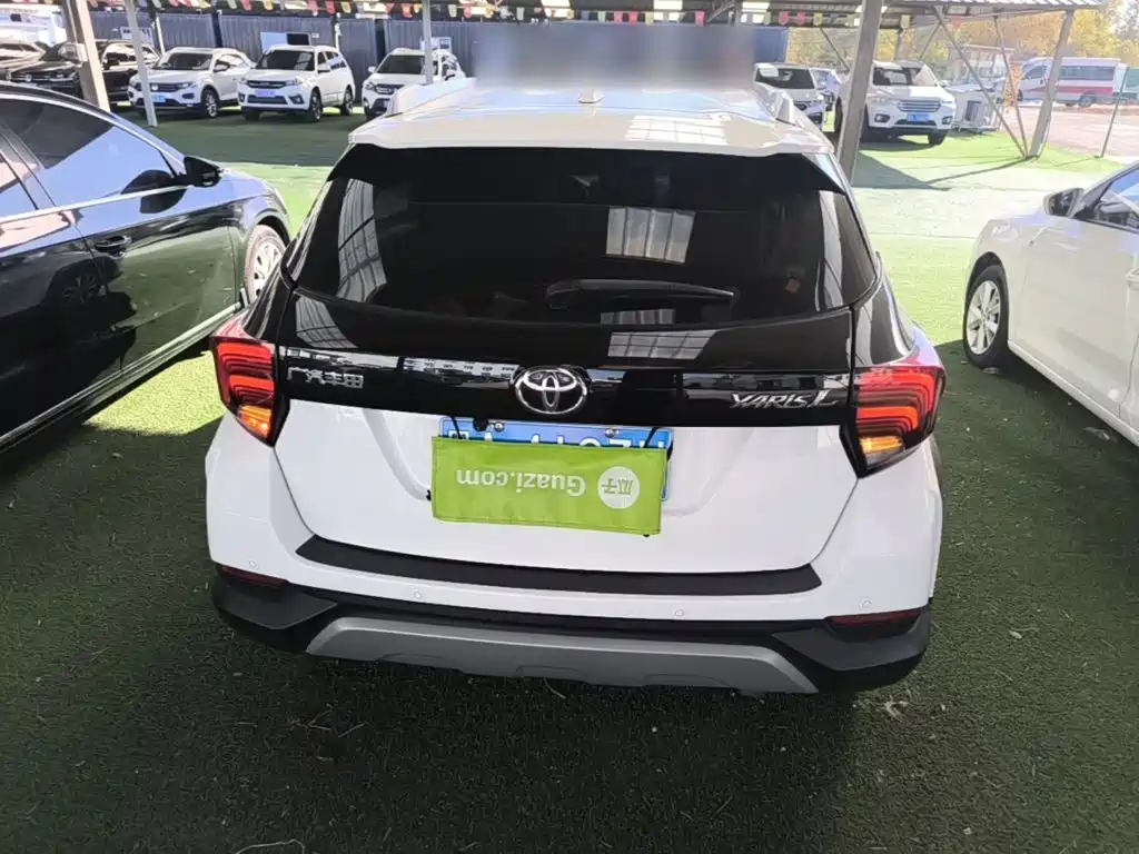 Toyota Yaris L — миниатюра 6
