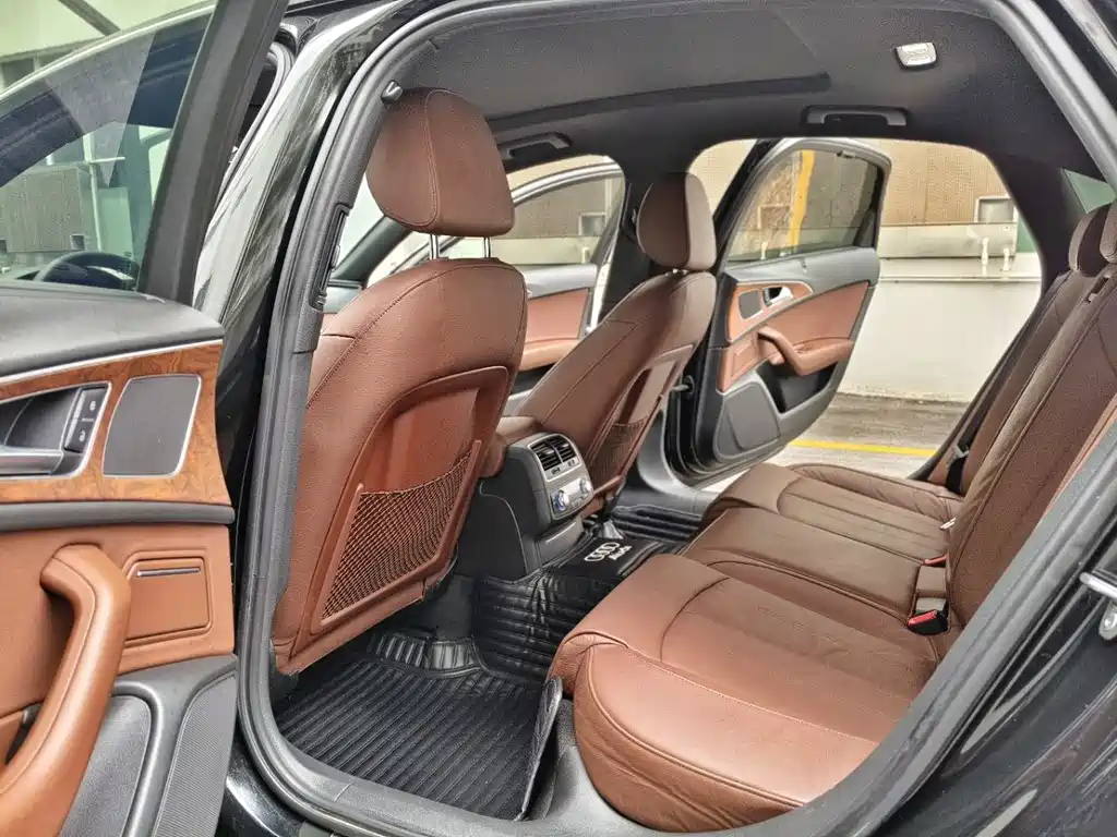 Audi A6L — миниатюра 6