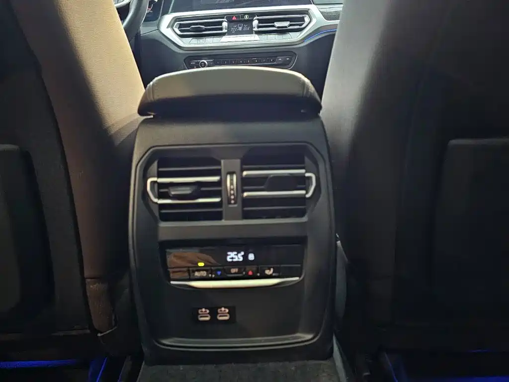BMW 3 Series — миниатюра 19