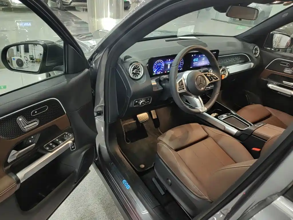 Mercedes-Benz EQB — миниатюра 18