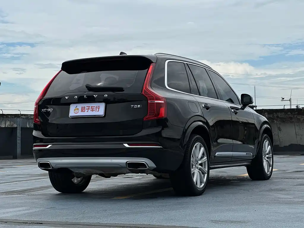 Volvo XC90 2019 T5 7 мест V
