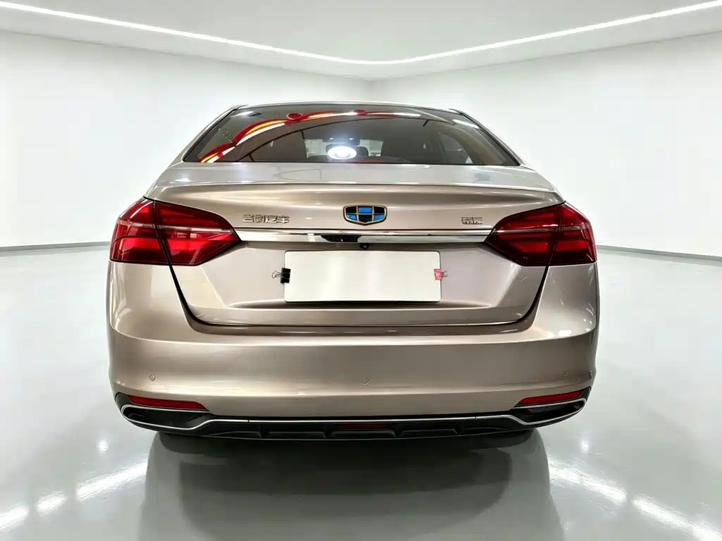 Geely Emgrand — миниатюра 8