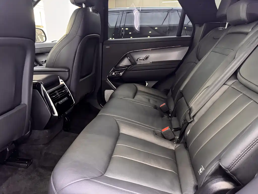 Land Rover Range Rover Sport 2024 360PS S