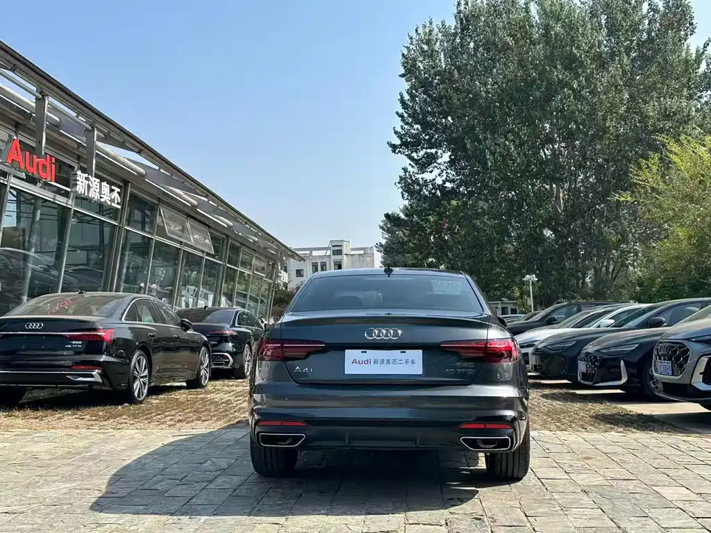 Audi A4L — миниатюра 4