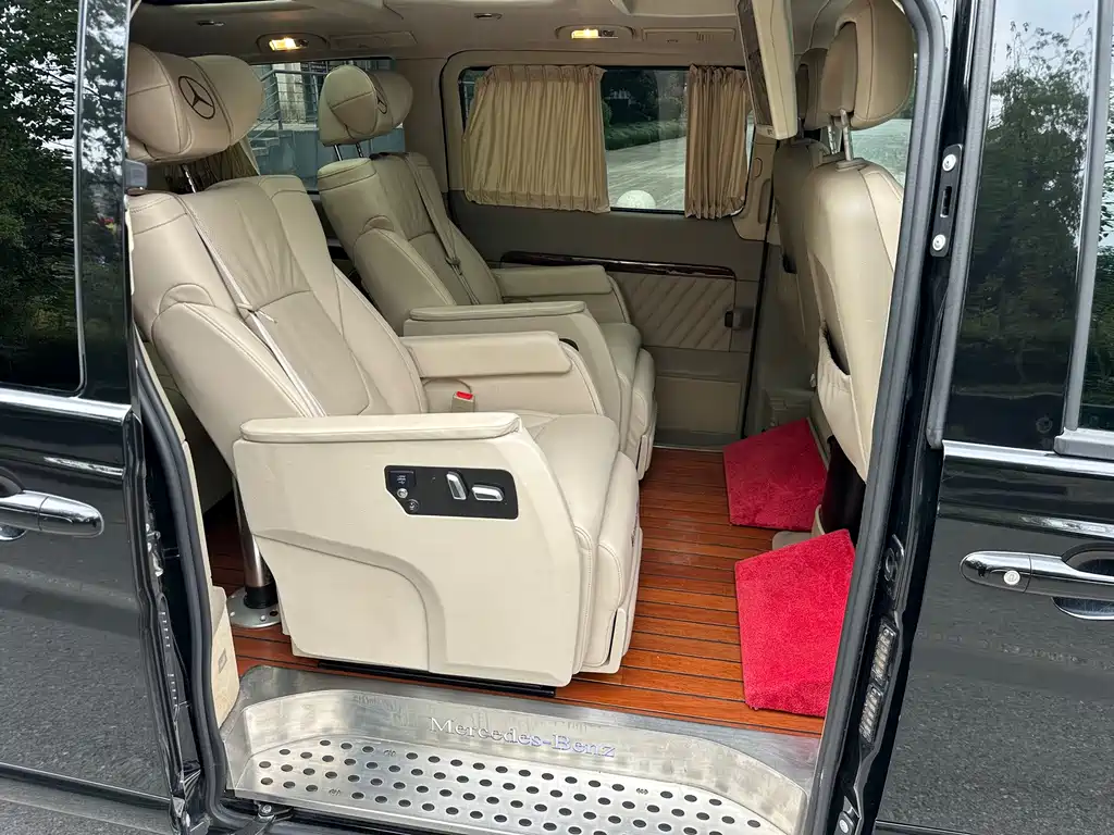 Mercedes-Benz Viano — миниатюра 22