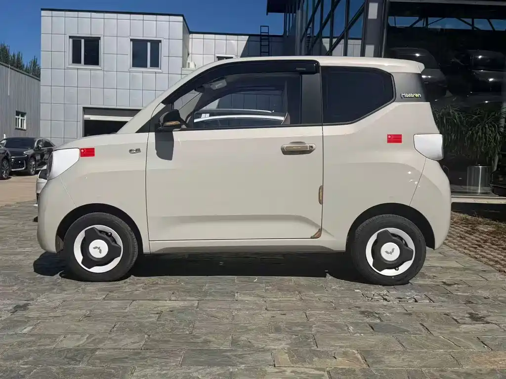 Wuling MINIEV — миниатюра 7