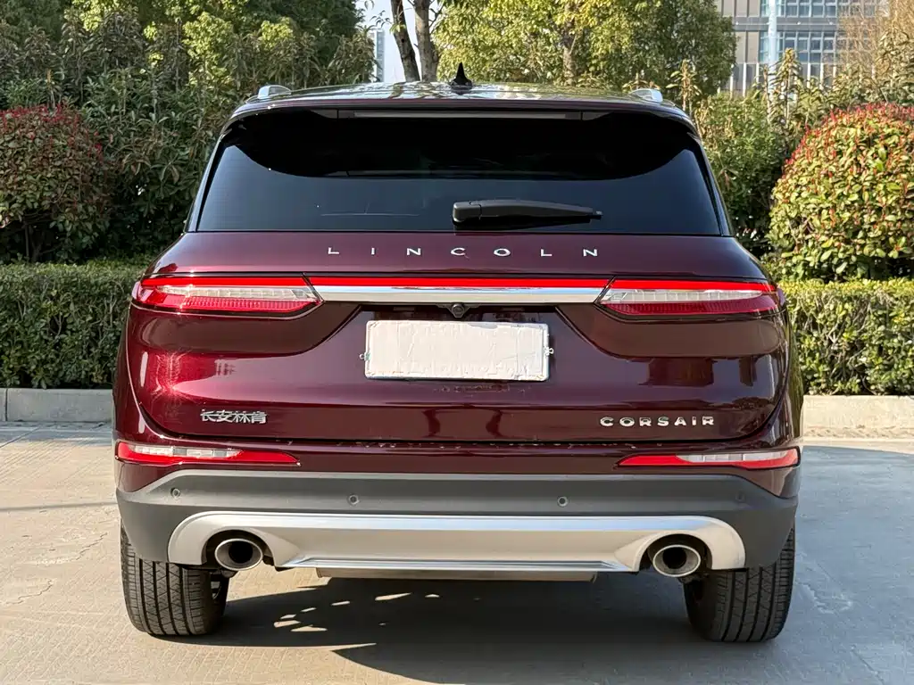 LINCOLN ADVENTURER