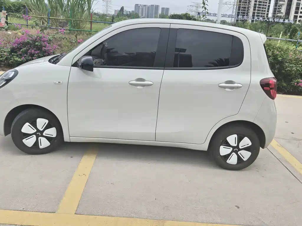 Wuling Mini EV MINIEV 2025