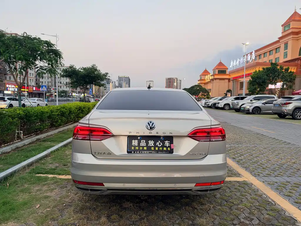 Volkswagen Phideon — миниатюра 5