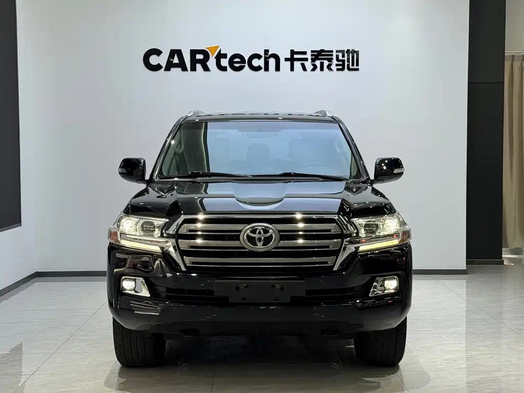Toyota Land Cruiser — миниатюра 2