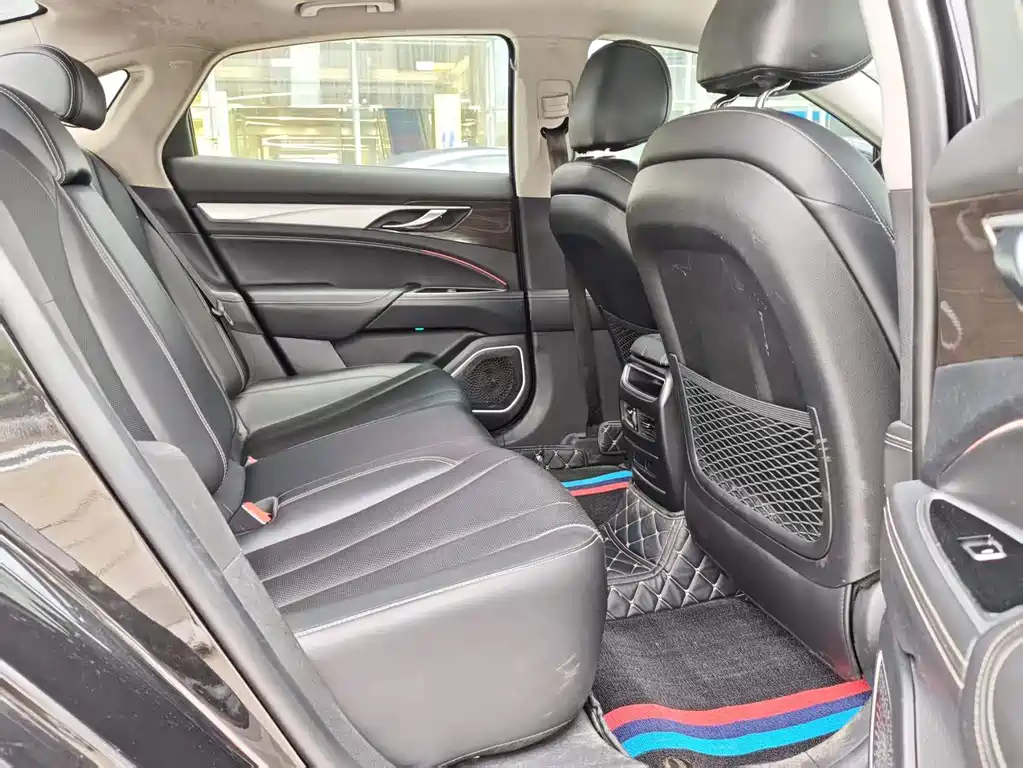 Geely Borui Hybrid — миниатюра 14