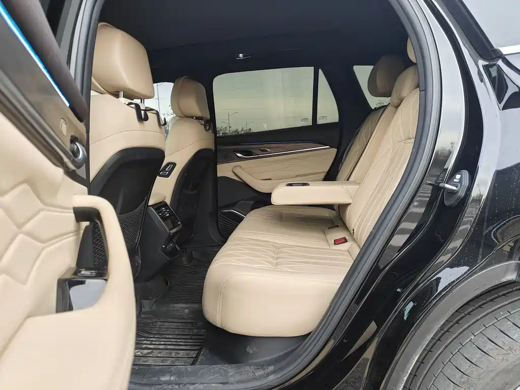 GEELY AUTOMOBILE XINGYUE L