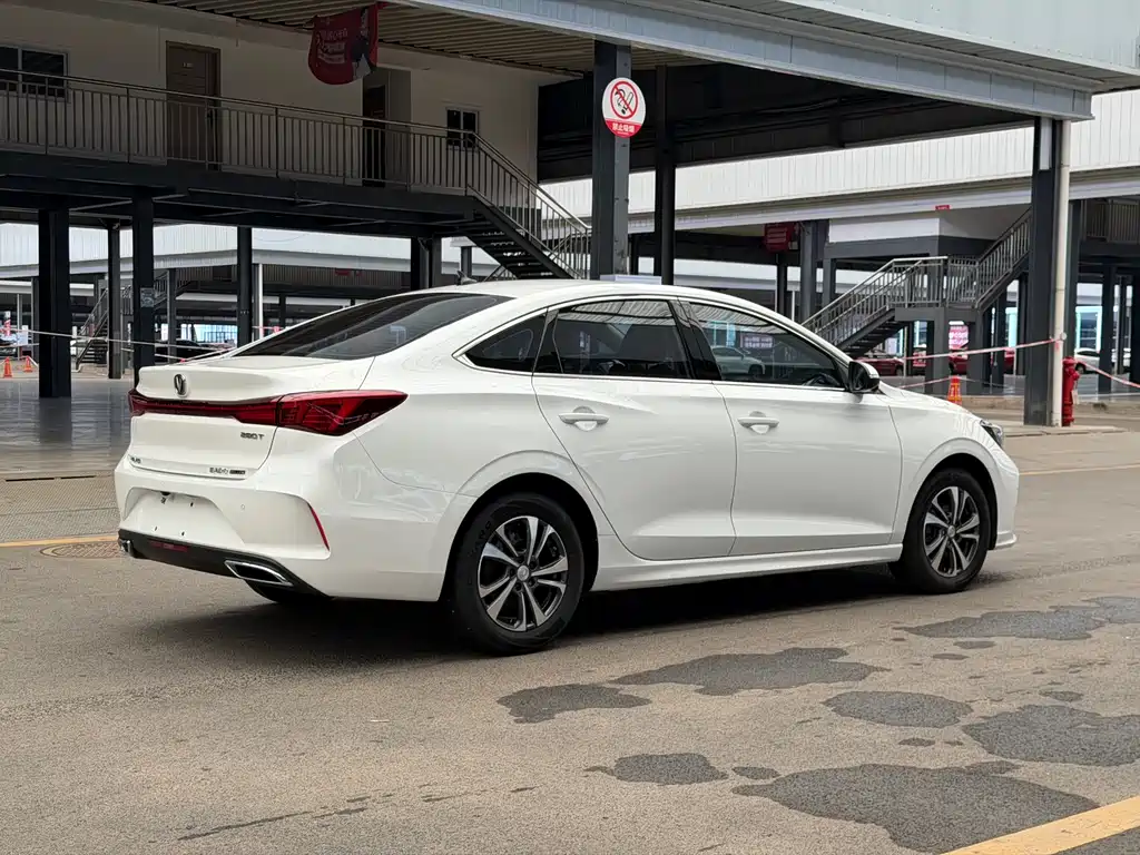 Changan Eado 2022 PLUS NE 1.4T GDI DCT Flagship