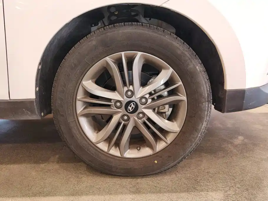Hyundai ix35 — миниатюра 6