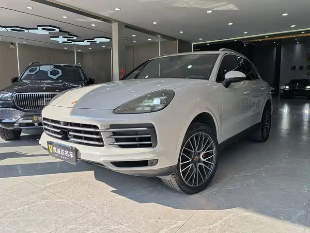PORSCHE CAYENNE 2019