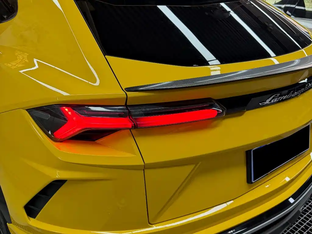 Lamborghini Urus — миниатюра 6