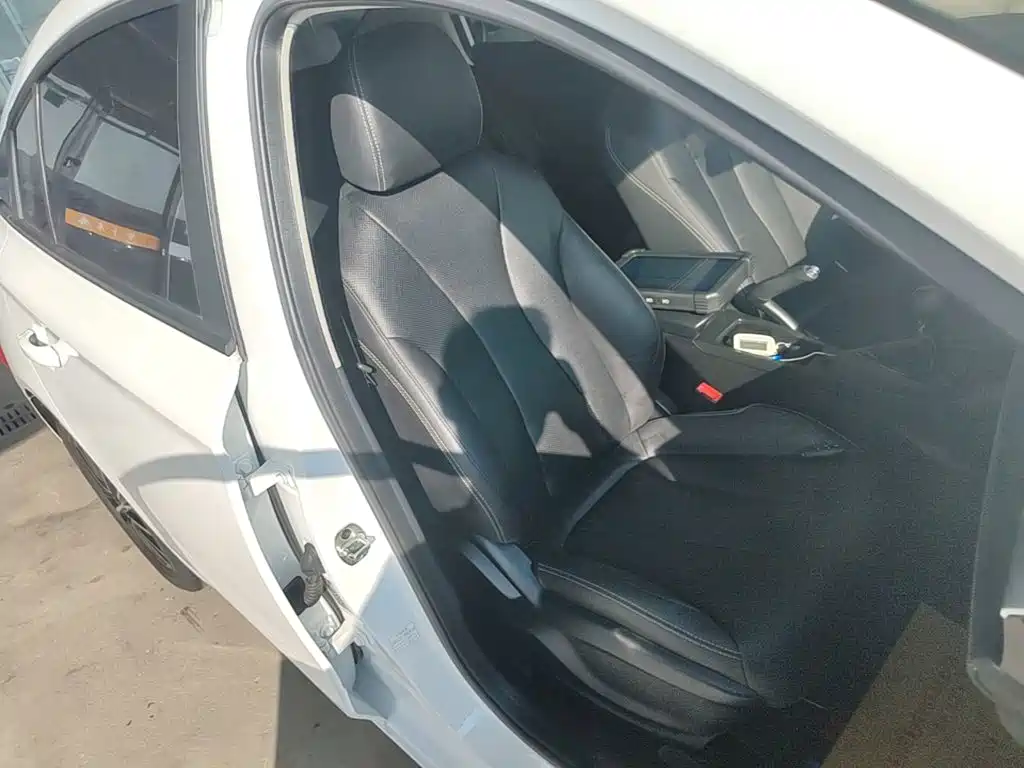 Roewe i5 — миниатюра 25