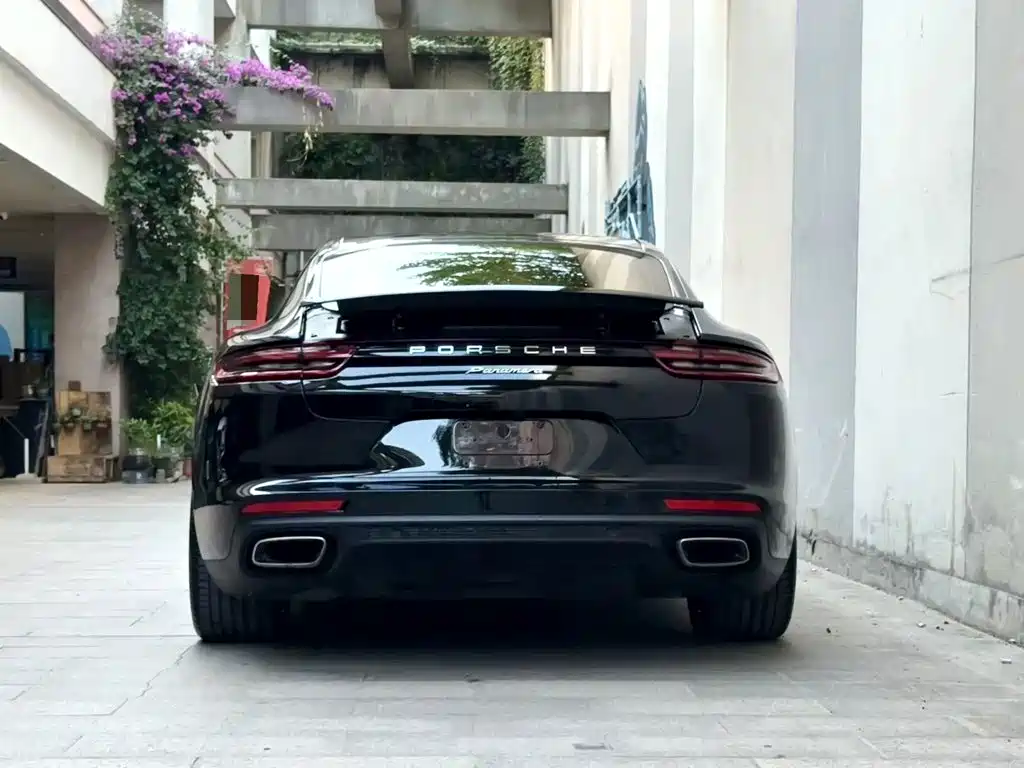 Porsche Panamera — миниатюра 7