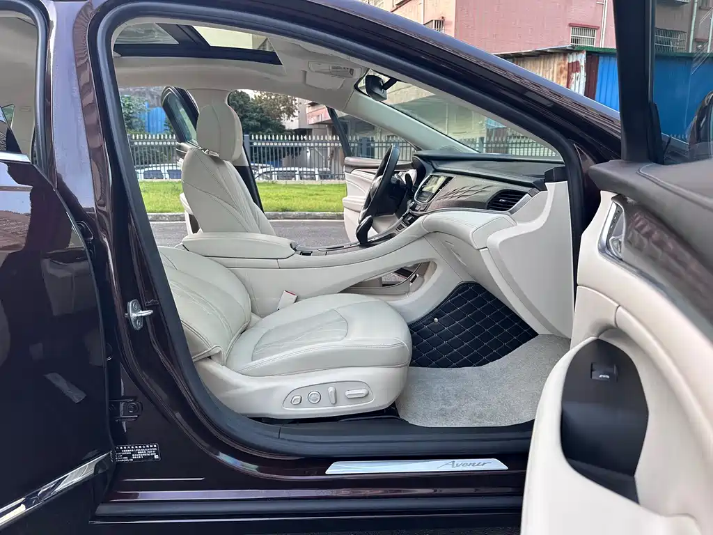 Buick LaCrosse — миниатюра 16