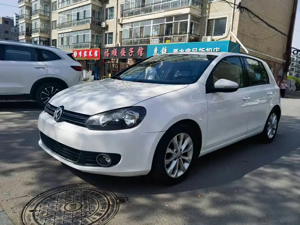 Купить Volkswagen Golf