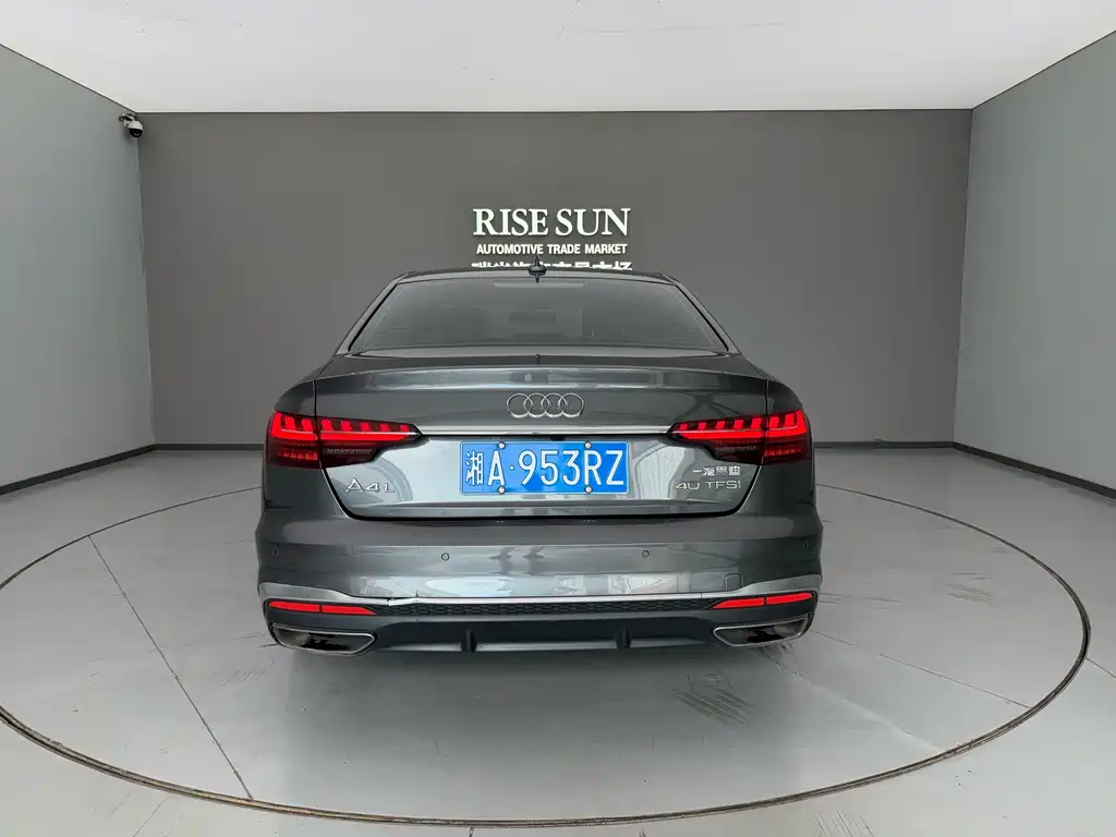 Audi A4L — миниатюра 7