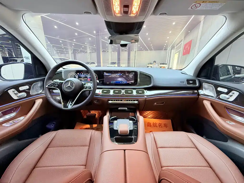 Mercedes-Benz GLE (Import) — миниатюра 11