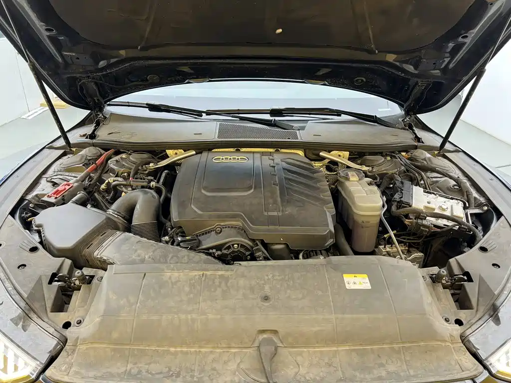 Audi A7L — миниатюра 11