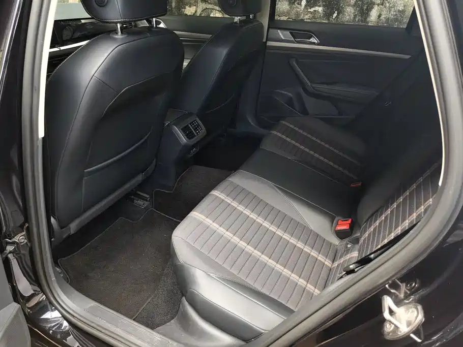 Volkswagen Lavida — миниатюра 10