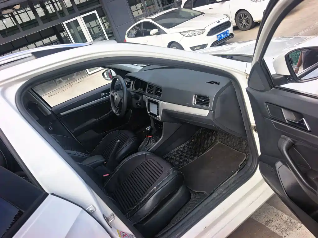 Volkswagen Gran Lavida — миниатюра 18