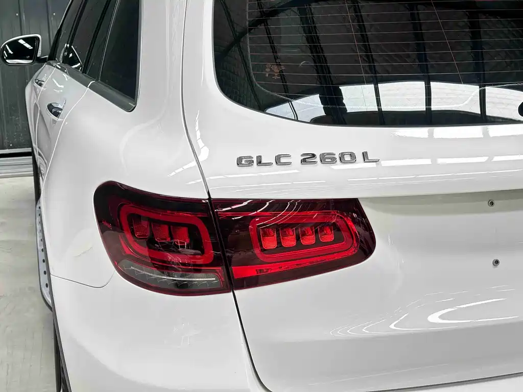 Mercedes-Benz GLC — миниатюра 12