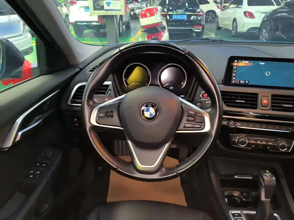 BMW 1 Series — миниатюра 11