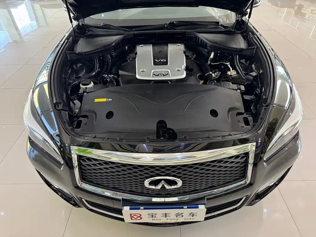Infiniti Q70 — миниатюра 18